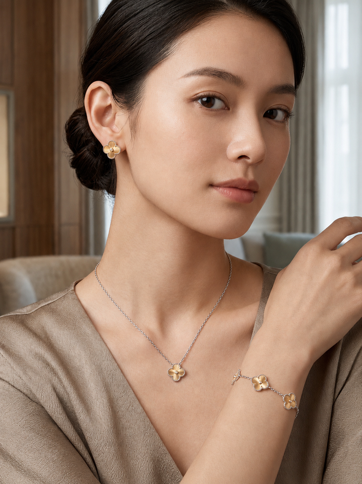 VCA Clover Two Tone Guilloche Jewelry Set - S003