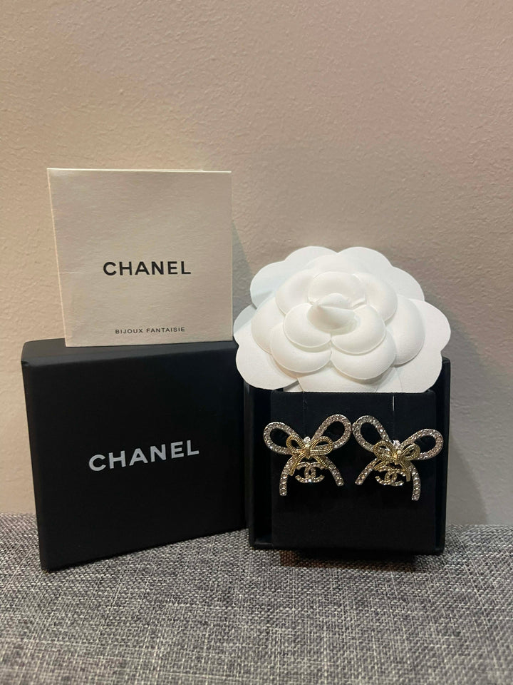 Two Tone Bow Knot Earrings - E005