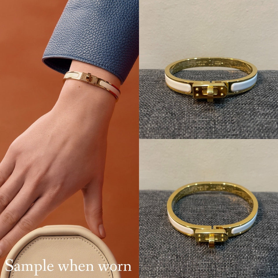 Mini Clic Kelly Bracelet White in Gold - B002