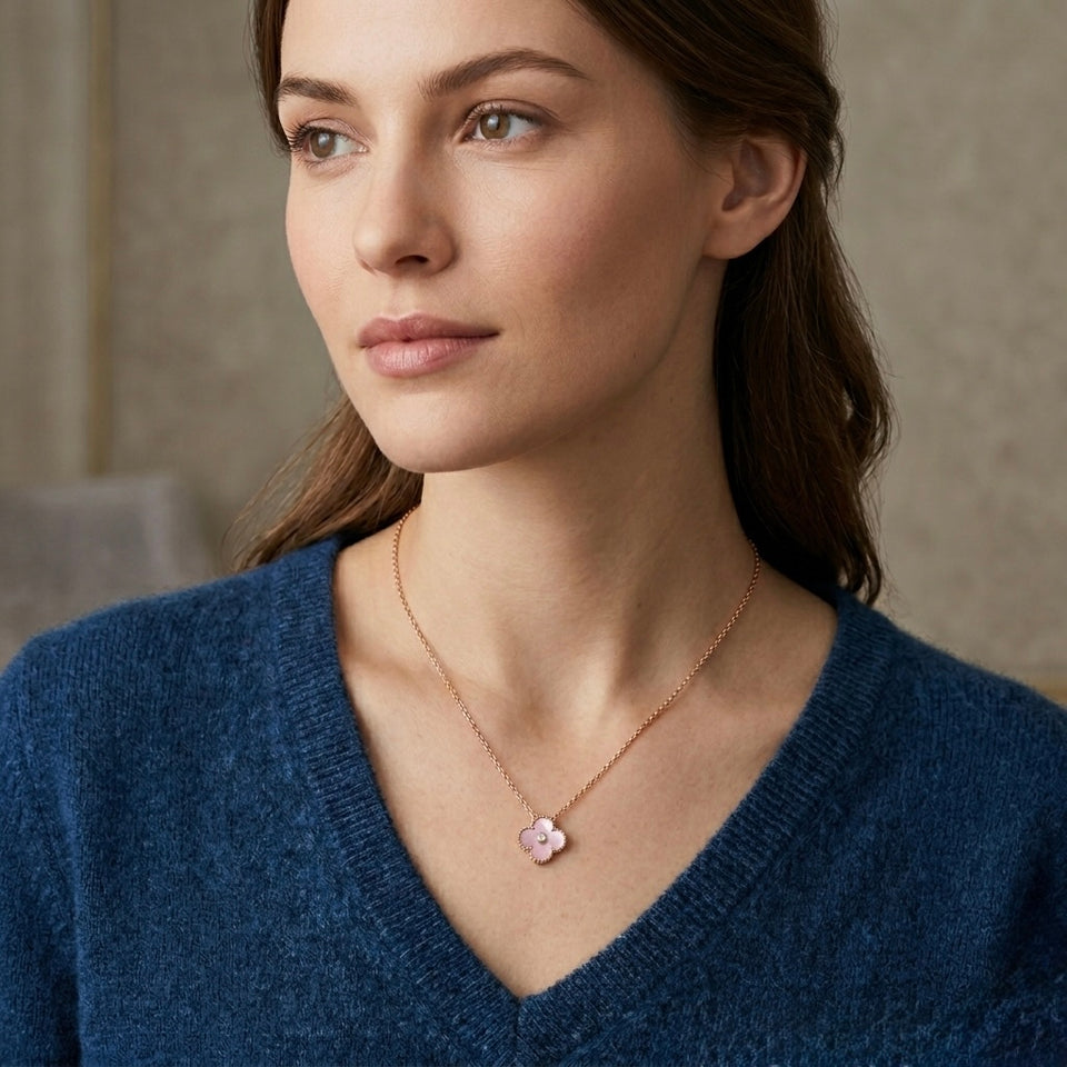 Rosegold Pink Clover Necklace - N018