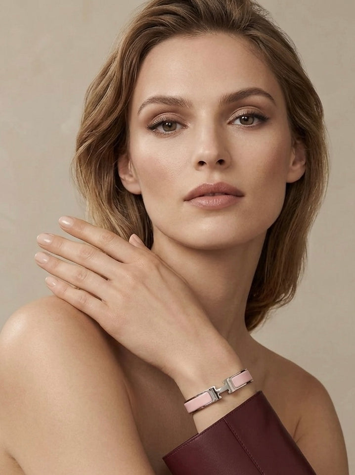 Clic H Bracelet Pink in Silver Hardware - B006