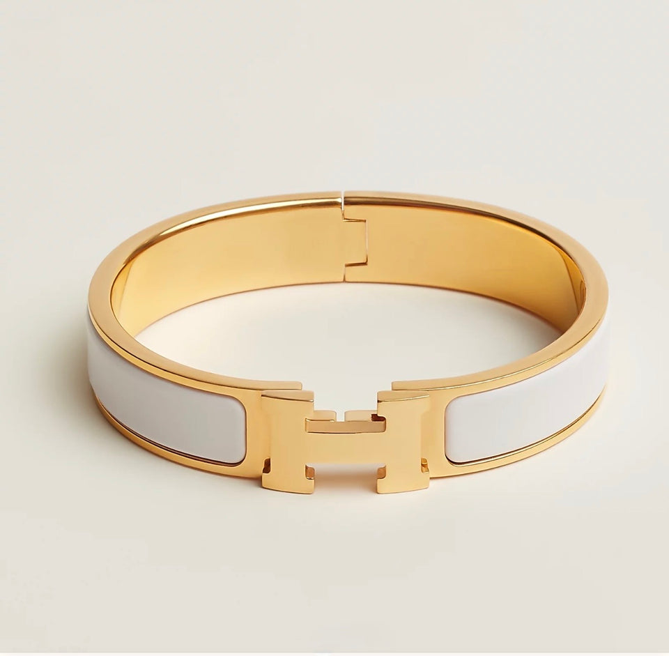 Clic H Bracelet White in Gold Hardware - B005
