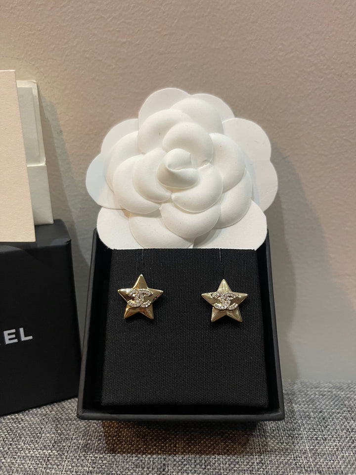 Luxury Star Crystal Stud Earrings - E021