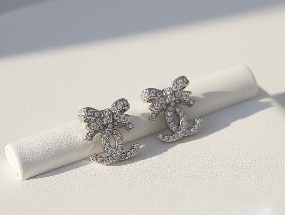CC Bow Silver Stud Earrings - E038