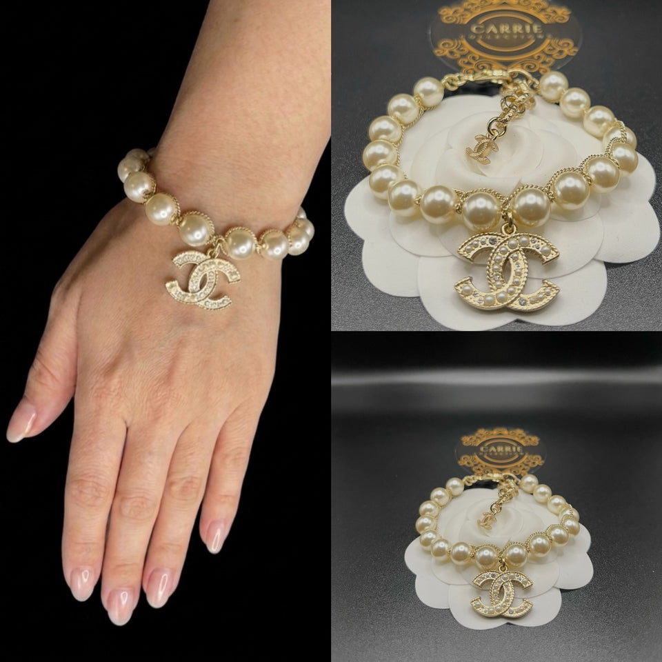 CC Pearl Bracelet - B011