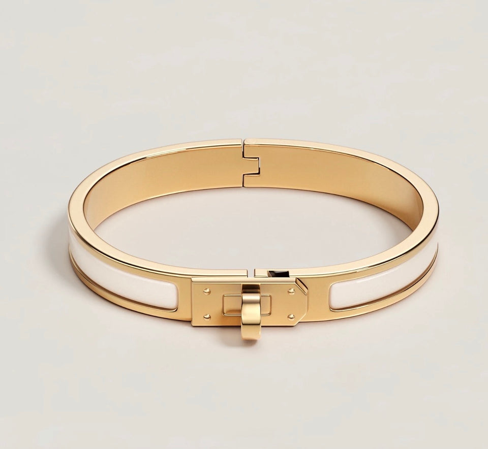 Mini Clic Kelly Bracelet White in Gold - B002