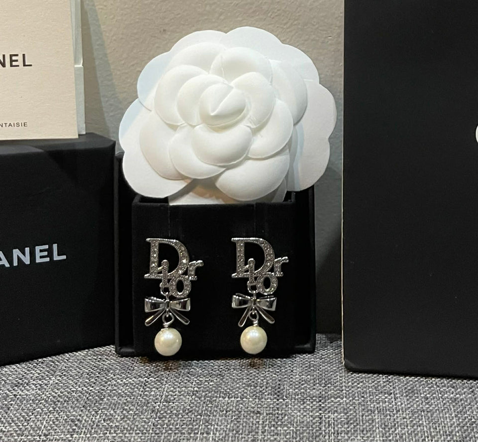 CD Letter Bow Silver Earrings – E016