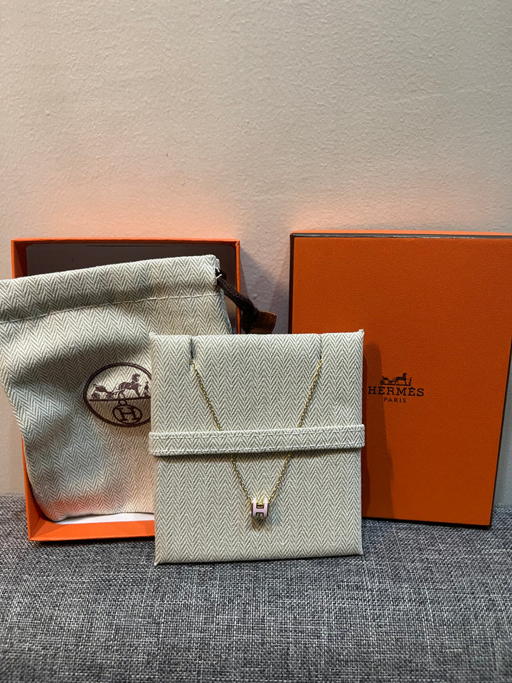 White Mini H Letter Necklace - N021