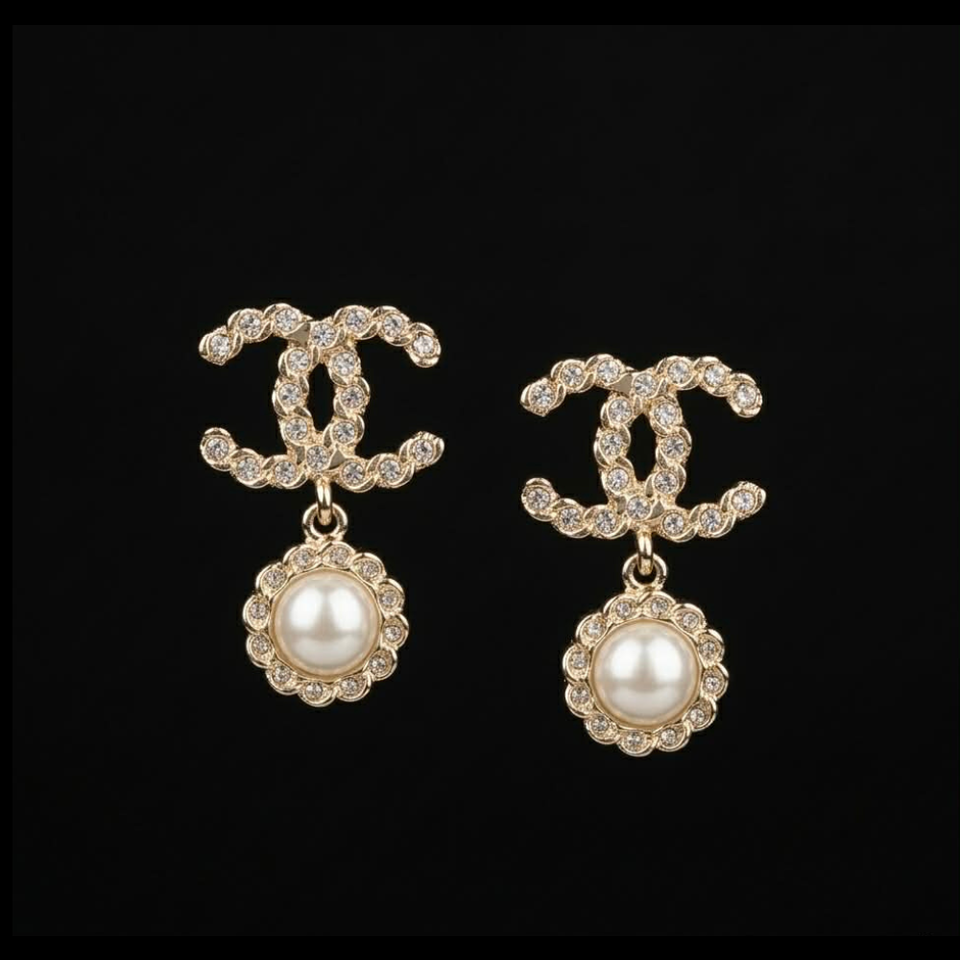 CC Scalloped Pearl Drop Earrings - E015