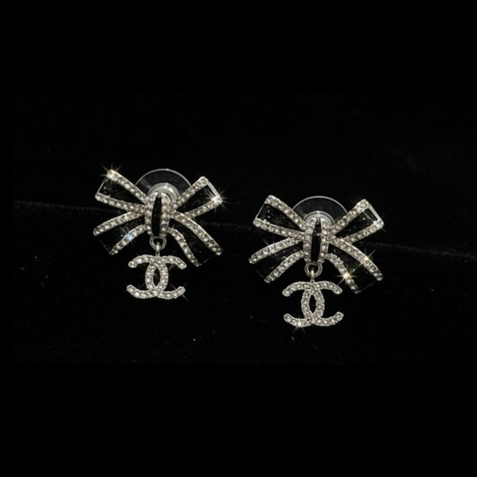 Luxury Crystal Bow CC Earrings - E022