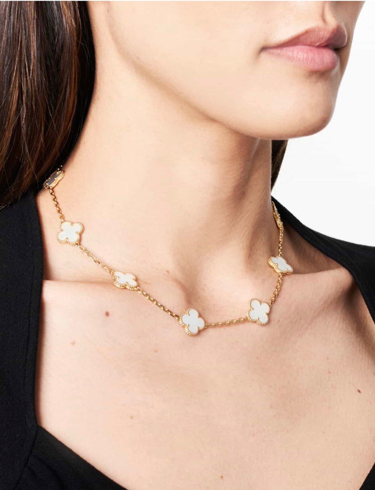 VCA 10 Clover Motif Gold Chain in Mother of Pearl Necklace - N016
