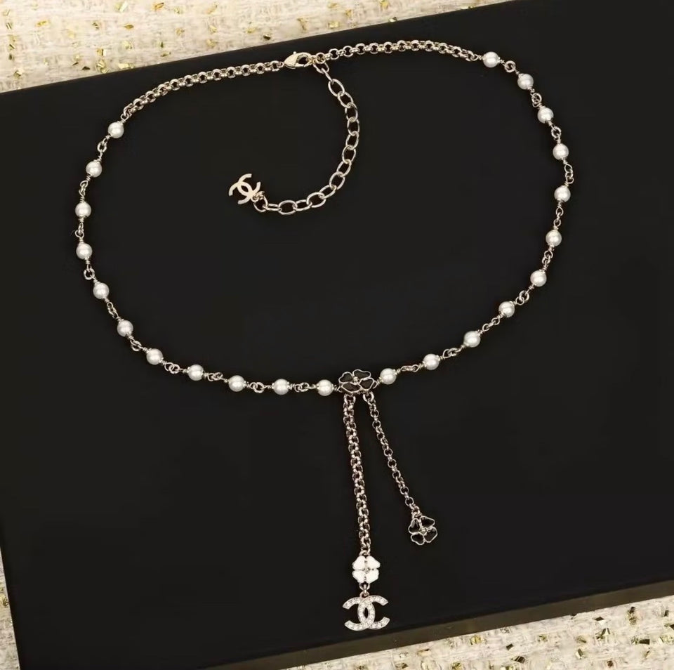 CC Black White Camellia Tassel Necklace – N014