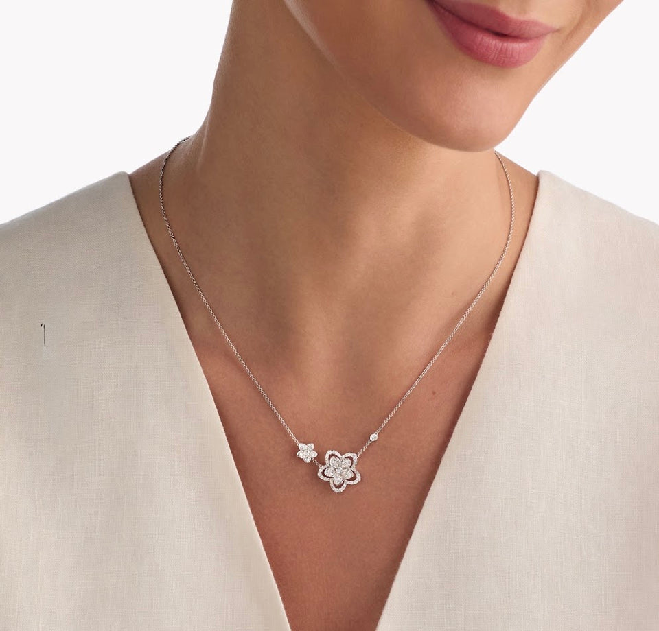 GRAFF Wild Flower Set (Earrings and Necklace) - S001