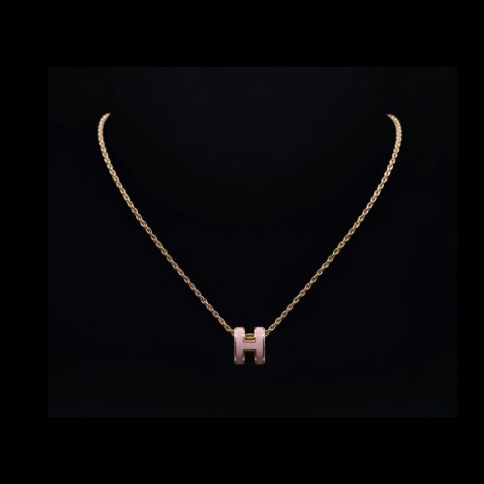 Mini Pink H Letter Necklace - N009