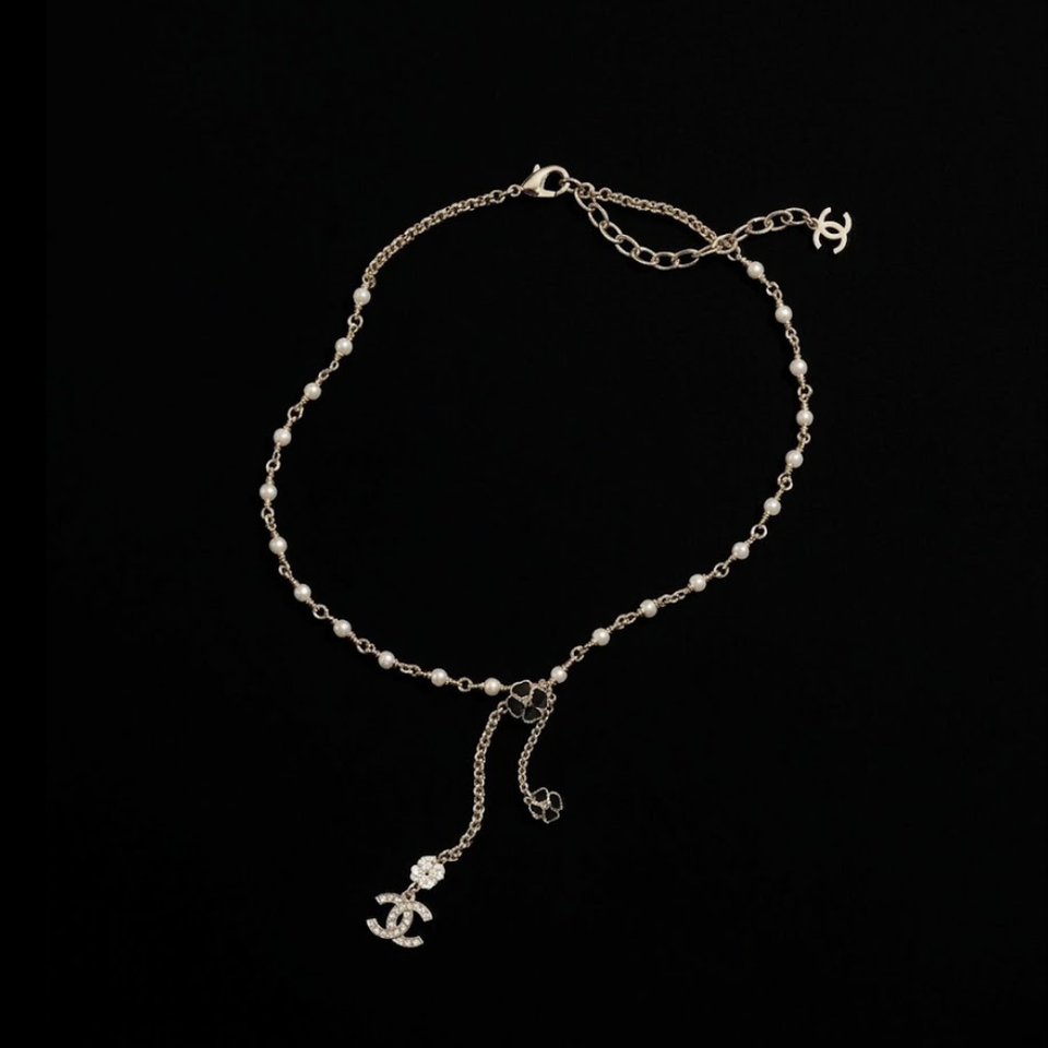 CC Black White Camellia Tassel Necklace – N014