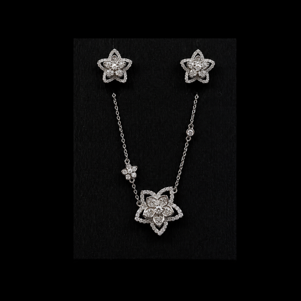 GRAFF Wild Flower Set (Earrings and Necklace) - S001