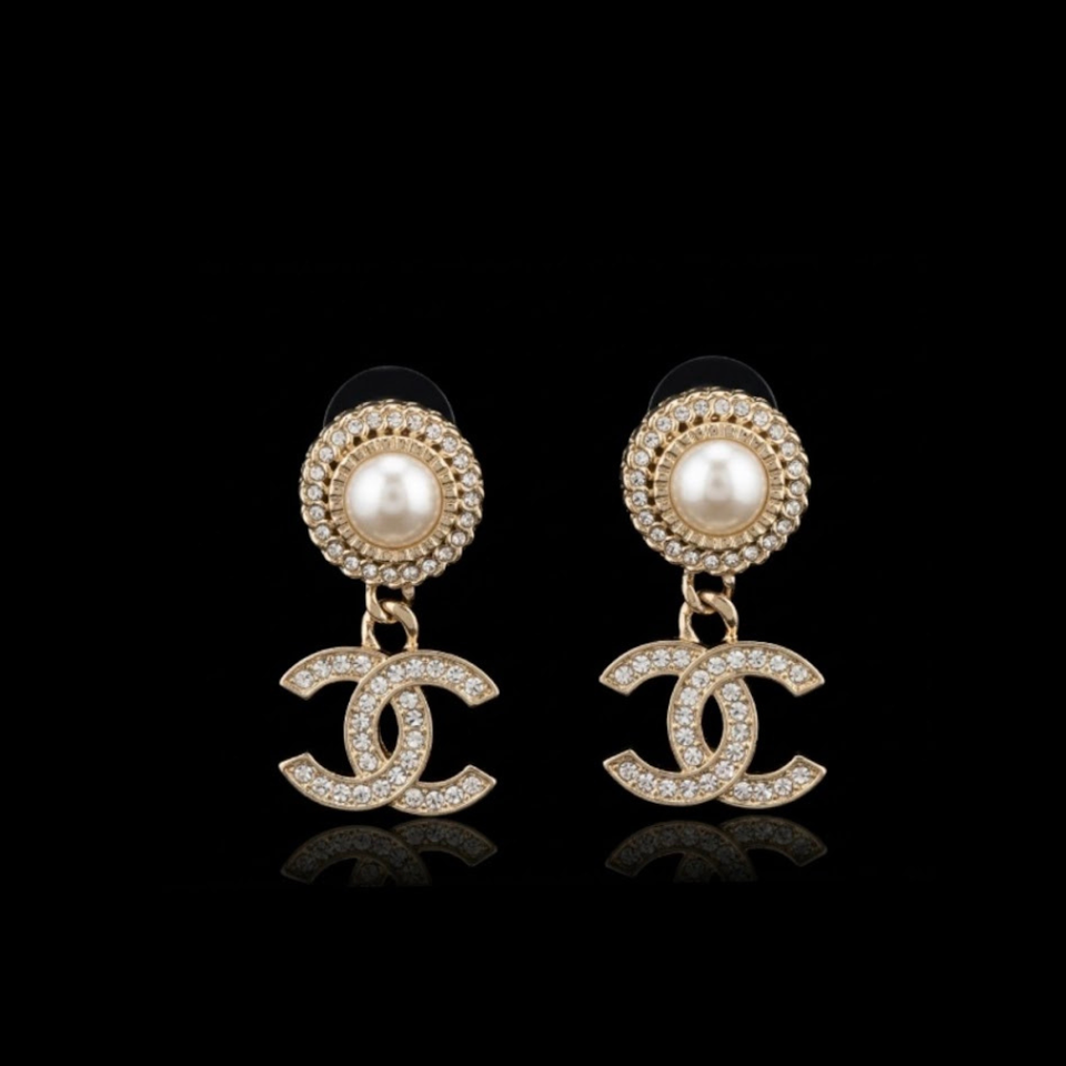 Round Pearl CC Drop Earrings - E030