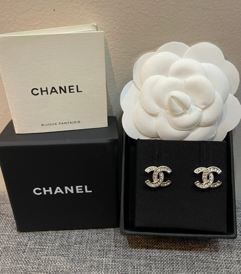 Small CC Crystal Earrings - E008